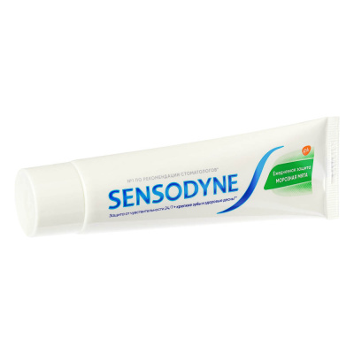 Зубная паста SENSODYNE Ежедневная защита Морозная мята/Мягкая мята, 65 г
