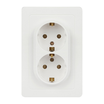 Розетка Intro Style двойная с заземлением 2X2P+E Schuko 16А-250В IP20 СУ белый